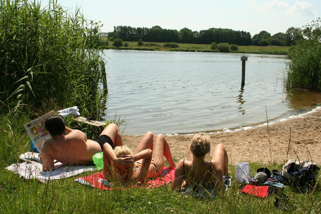 Wohnungen unter Reet Krems Zwei Exterior foto